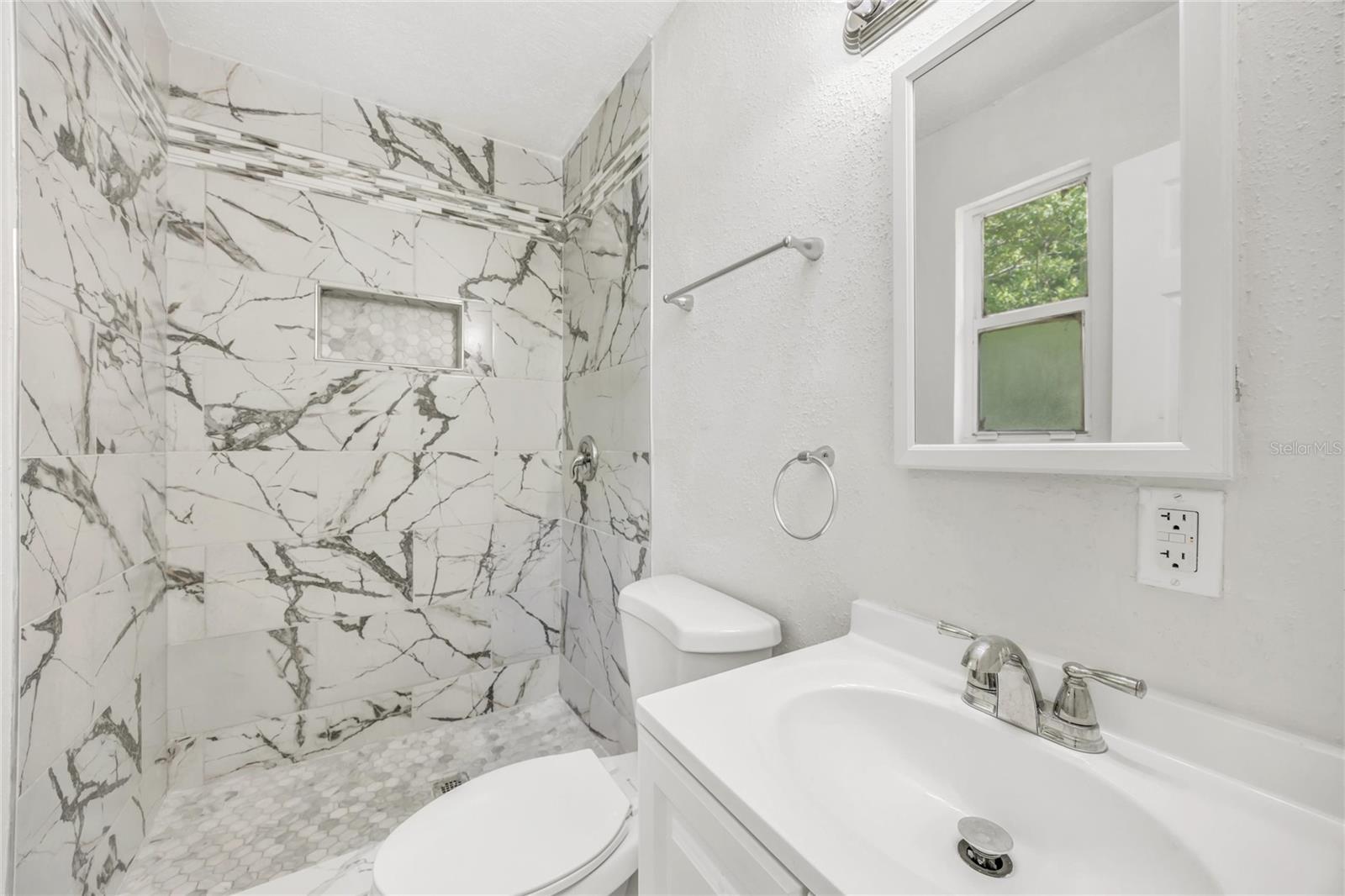Image 18 of 30 For 5736 Kinlock Court