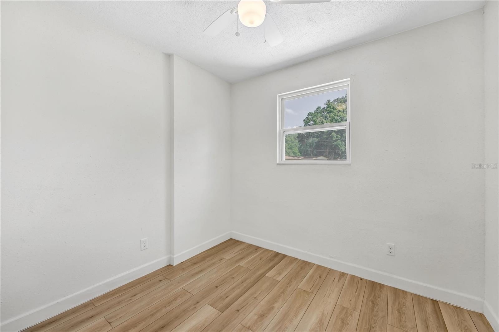 Image 26 of 30 For 5736 Kinlock Court