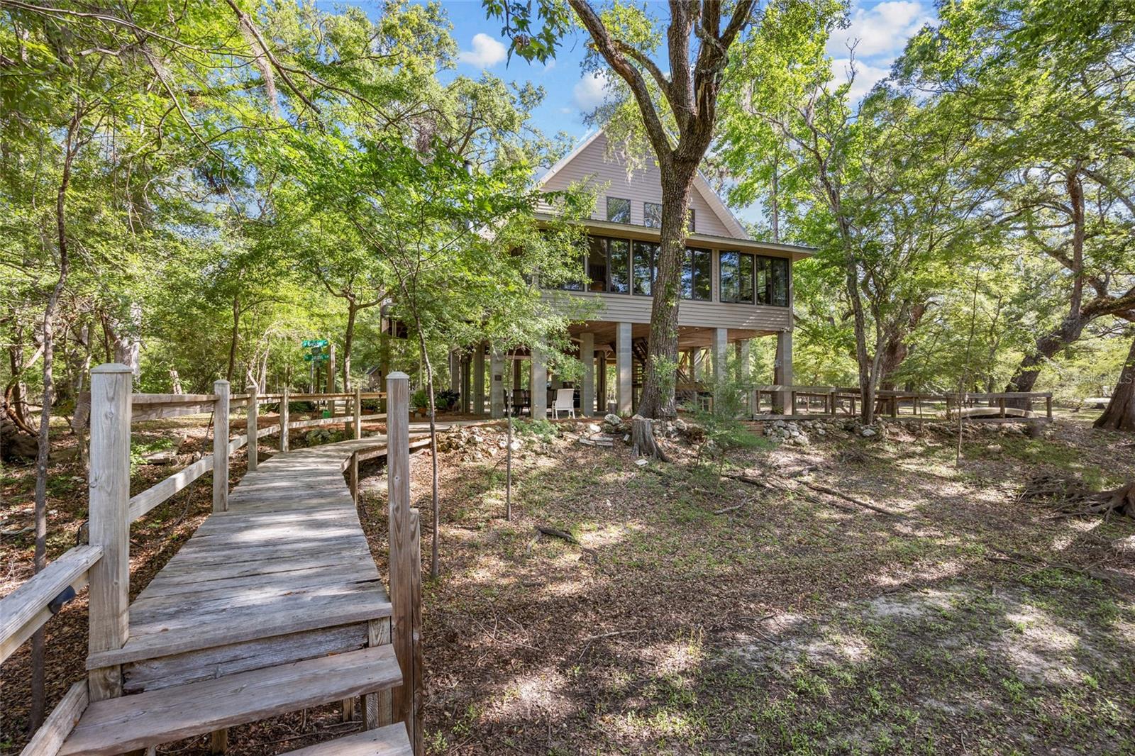 Image 10 of 60 For 2714 Santa Fe Drive