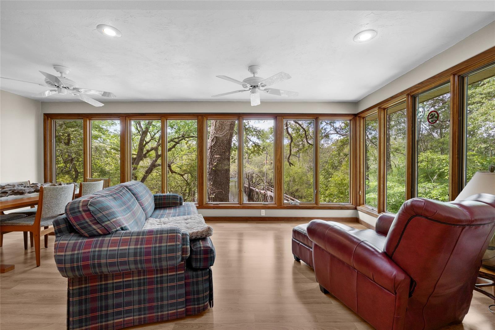 Image 12 of 60 For 2714 Santa Fe Drive