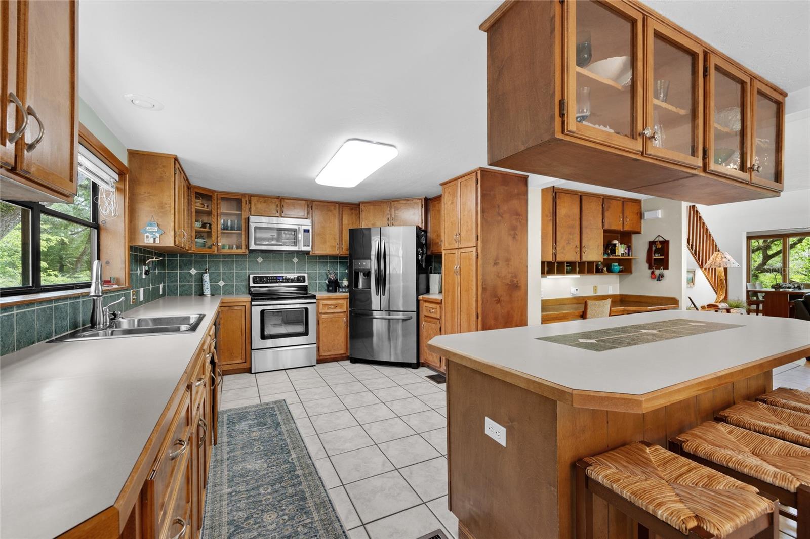 Image 17 of 60 For 2714 Santa Fe Drive