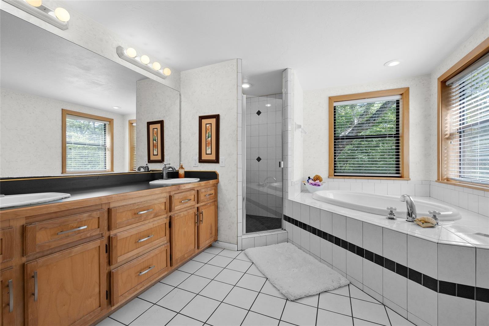 Image 25 of 60 For 2714 Santa Fe Drive
