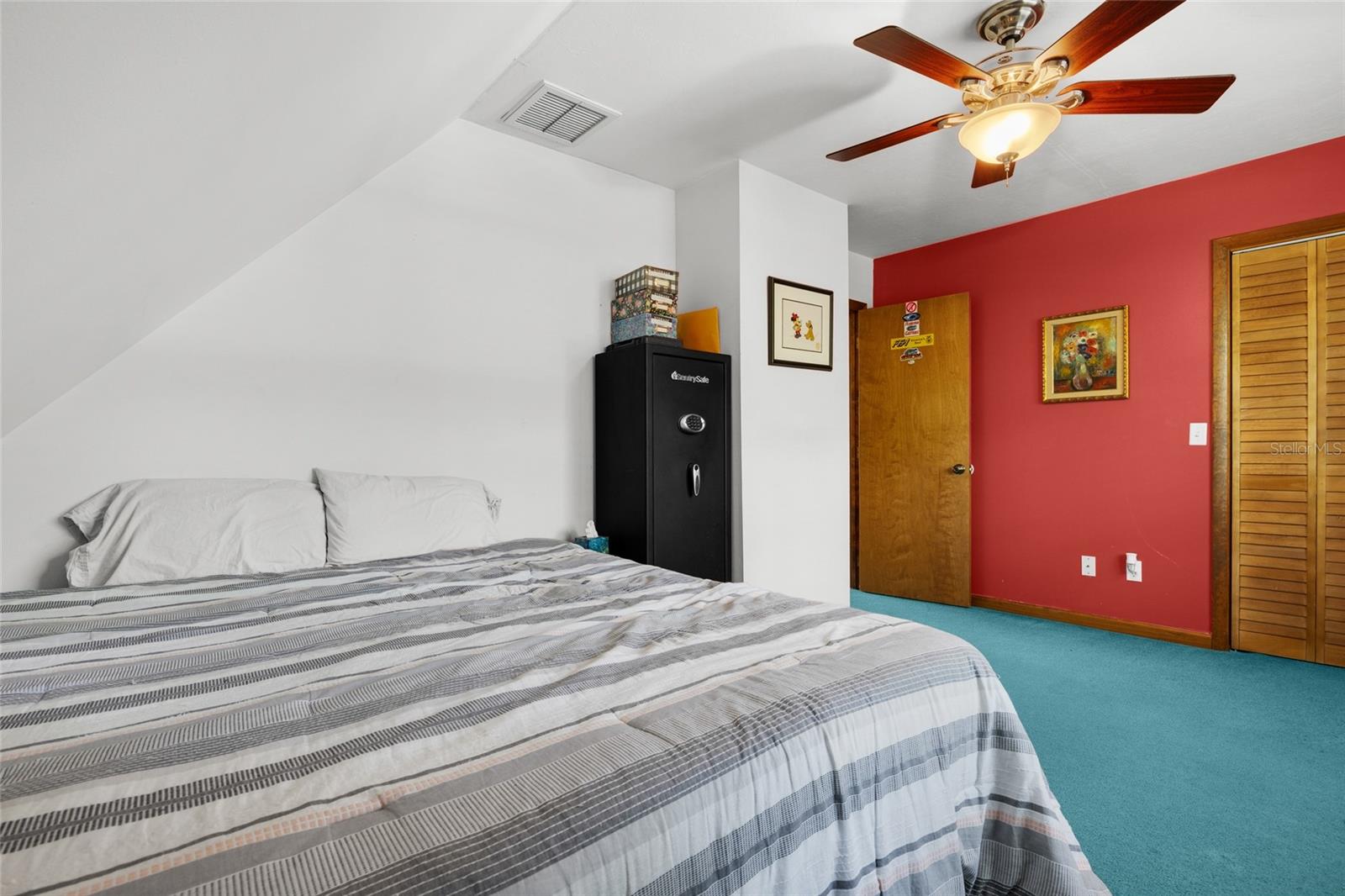 Image 36 of 60 For 2714 Santa Fe Drive