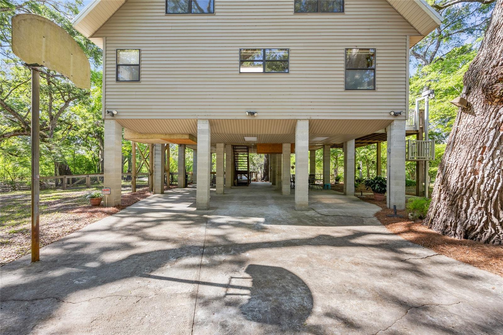 Image 46 of 60 For 2714 Santa Fe Drive