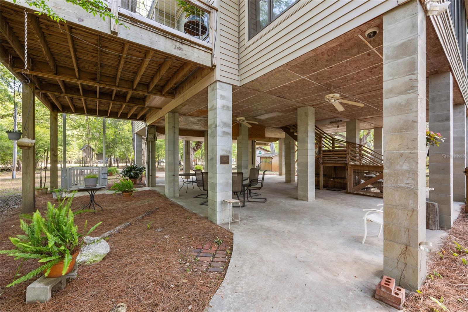 Image 49 of 60 For 2714 Santa Fe Drive
