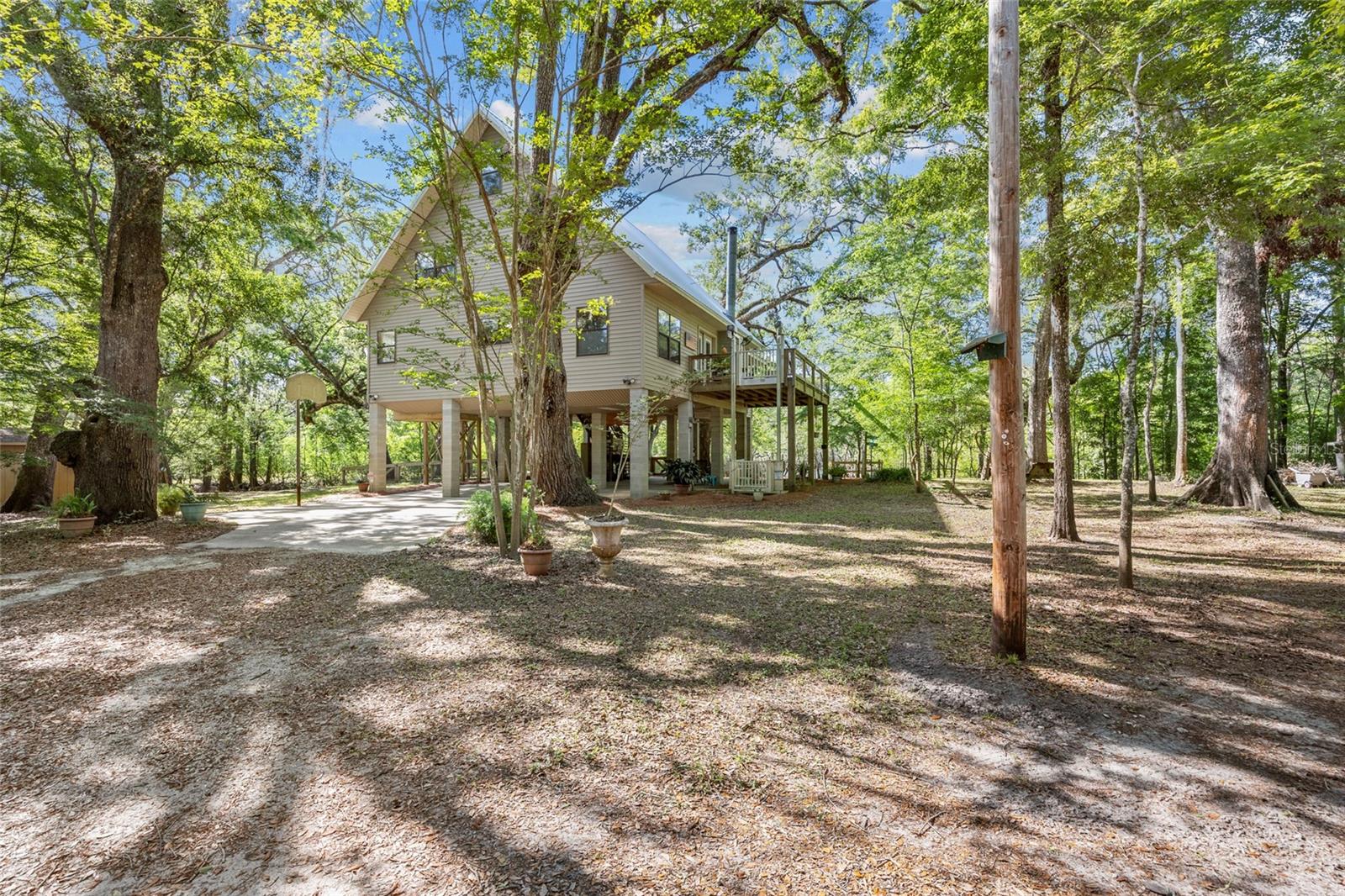 Image 8 of 60 For 2714 Santa Fe Drive