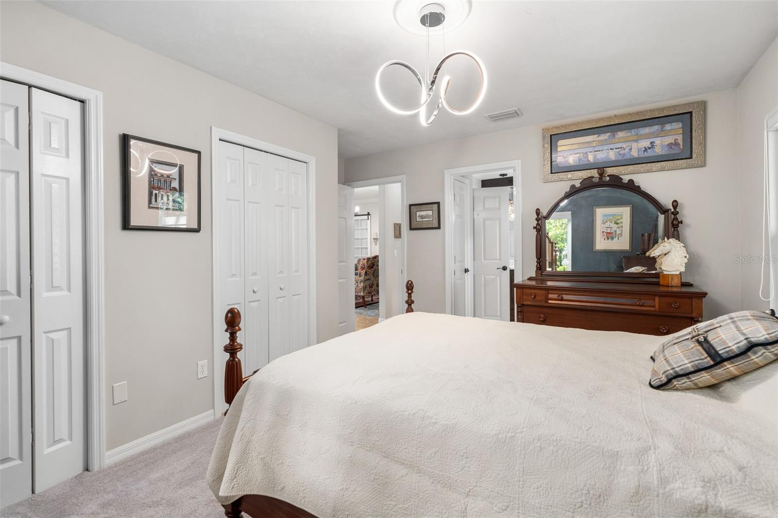 Image 13 of 29 For 5135 Sw 105th Way