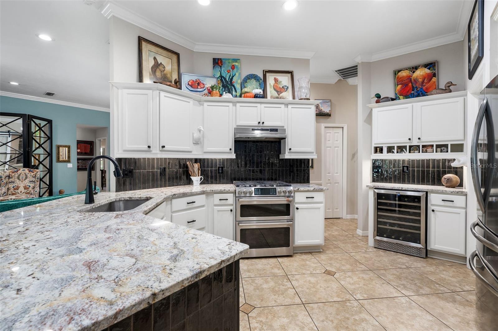 Image 5 of 29 For 5135 Sw 105th Way