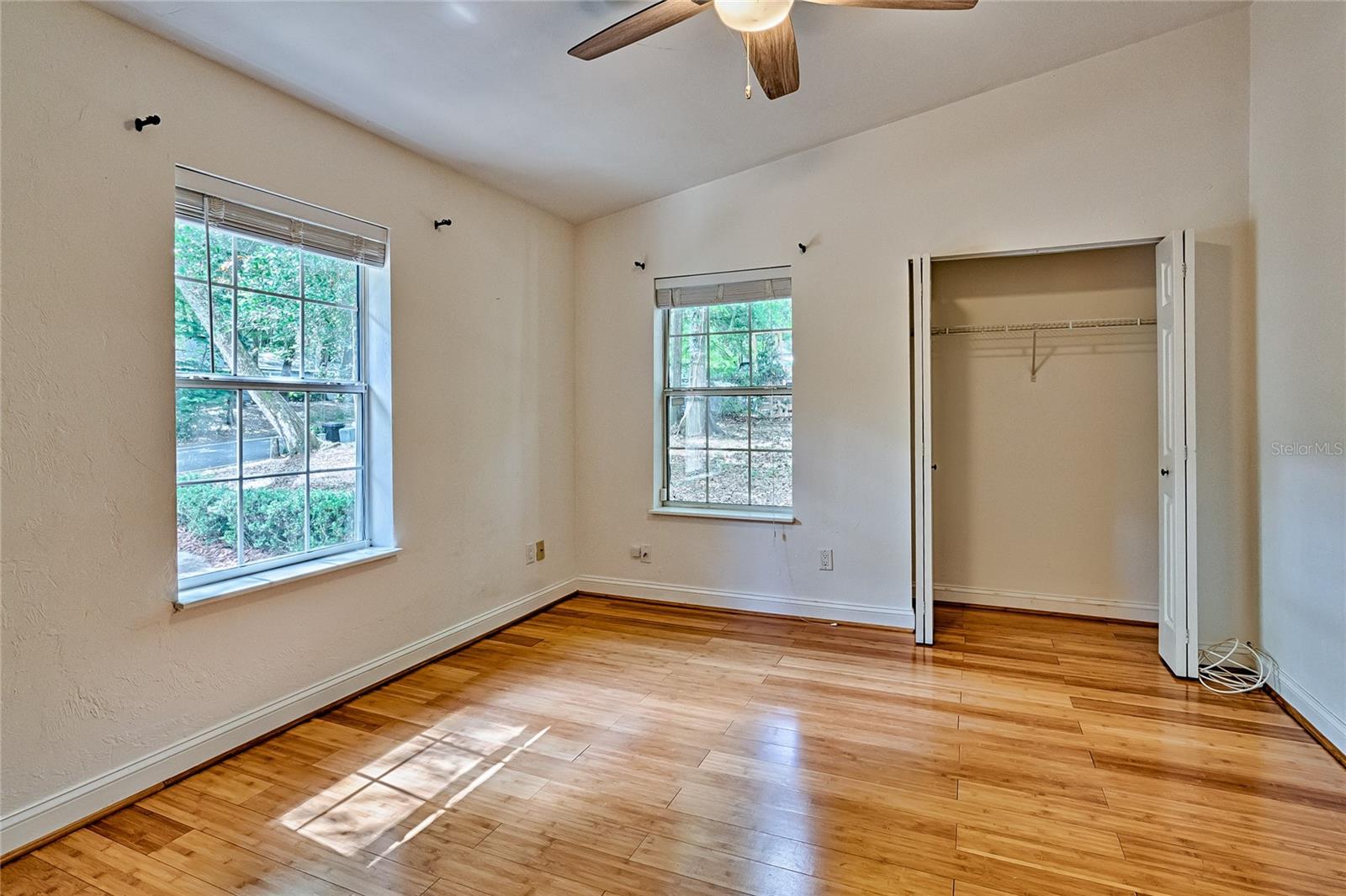 Image 30 of 66 For 102 28th Terrace