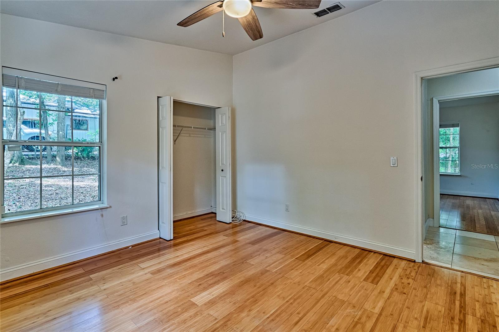 Image 31 of 66 For 102 28th Terrace