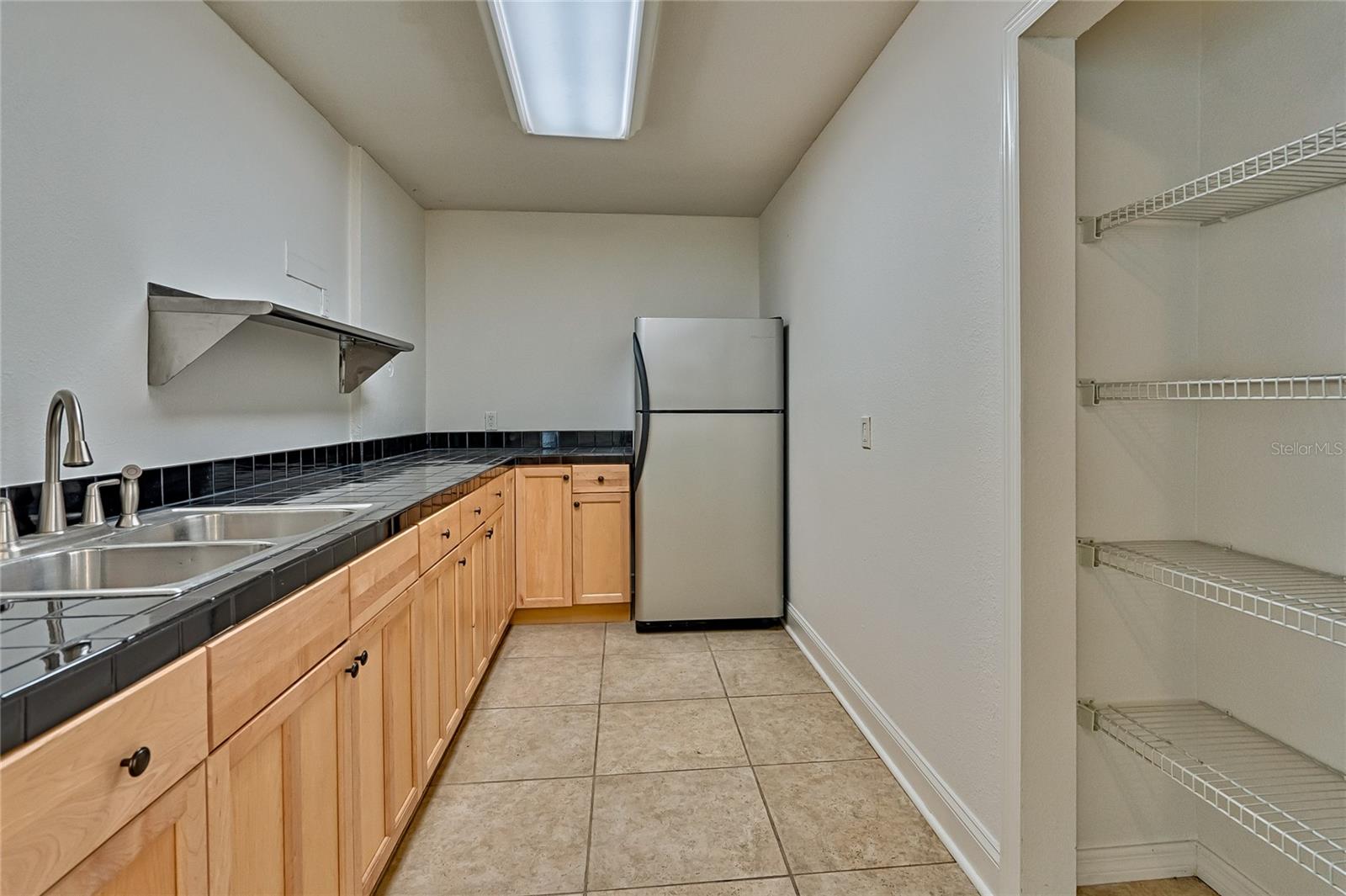 Image 43 of 66 For 102 28th Terrace