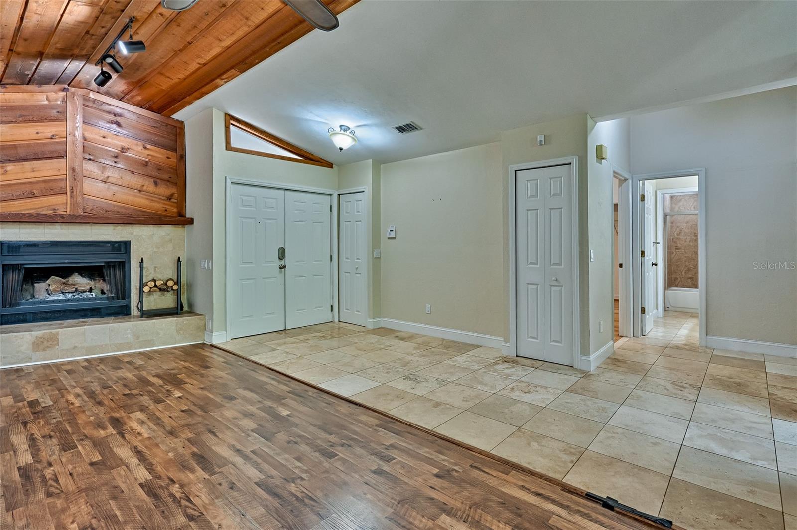 Image 7 of 66 For 102 28th Terrace