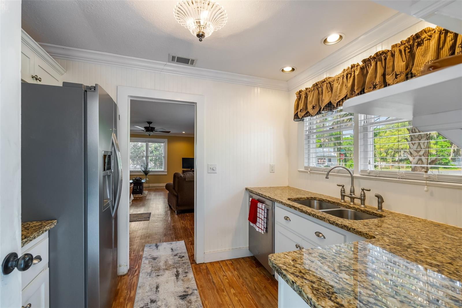 Image 9 of 31 For 18763 235th Street
