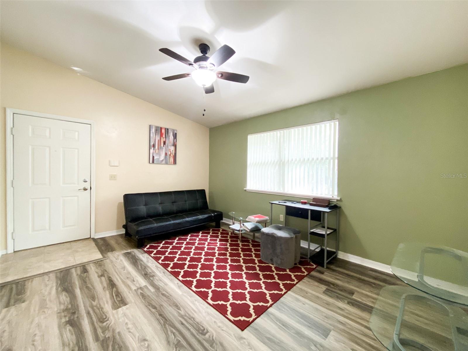 Image 4 of 14 For 2360 Archer Road 720