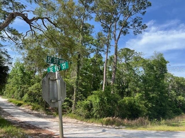 Image 17 of 17 For 00 929th Street