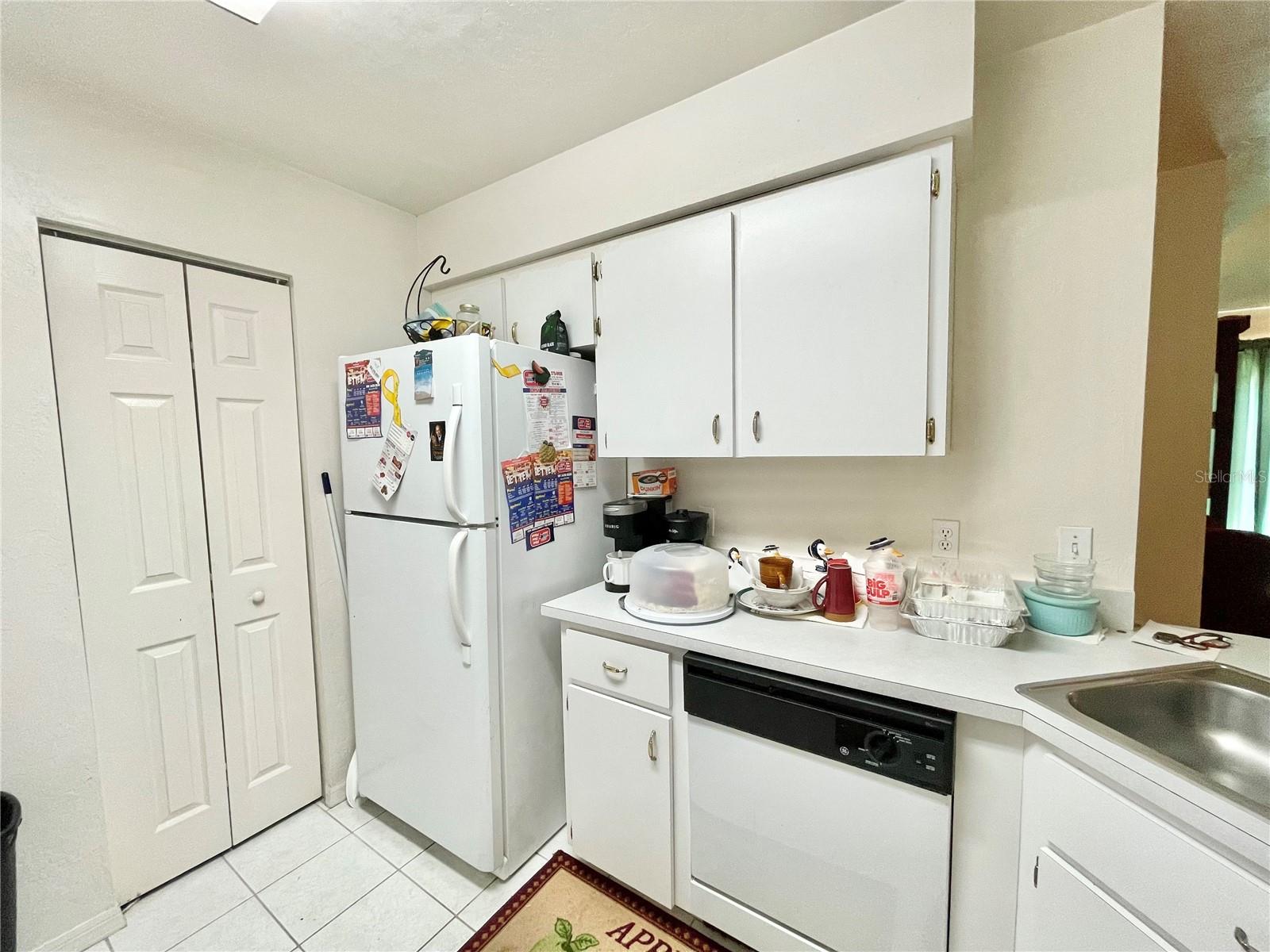 Image 3 of 27 For 2527 37th Place