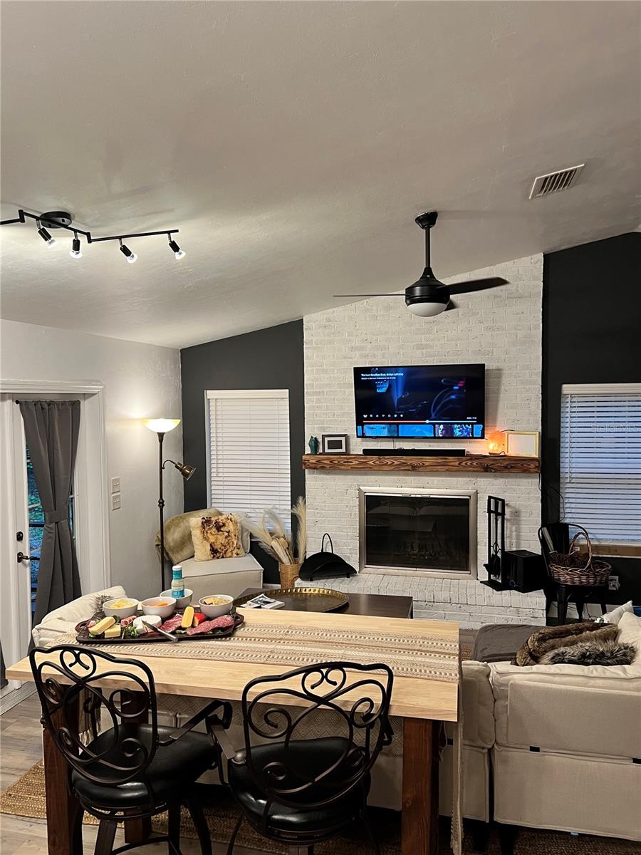 Image 4 of 27 For 5309 60th Avenue