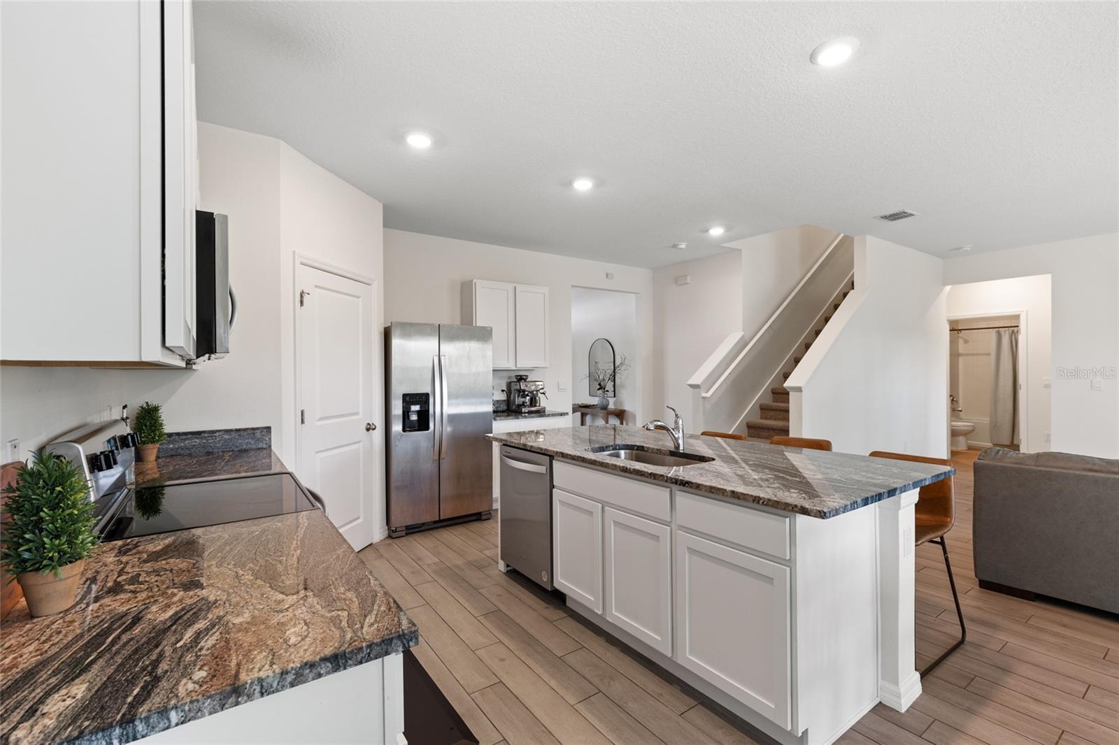 Image 10 of 47 For 1443 Nw 140th Way