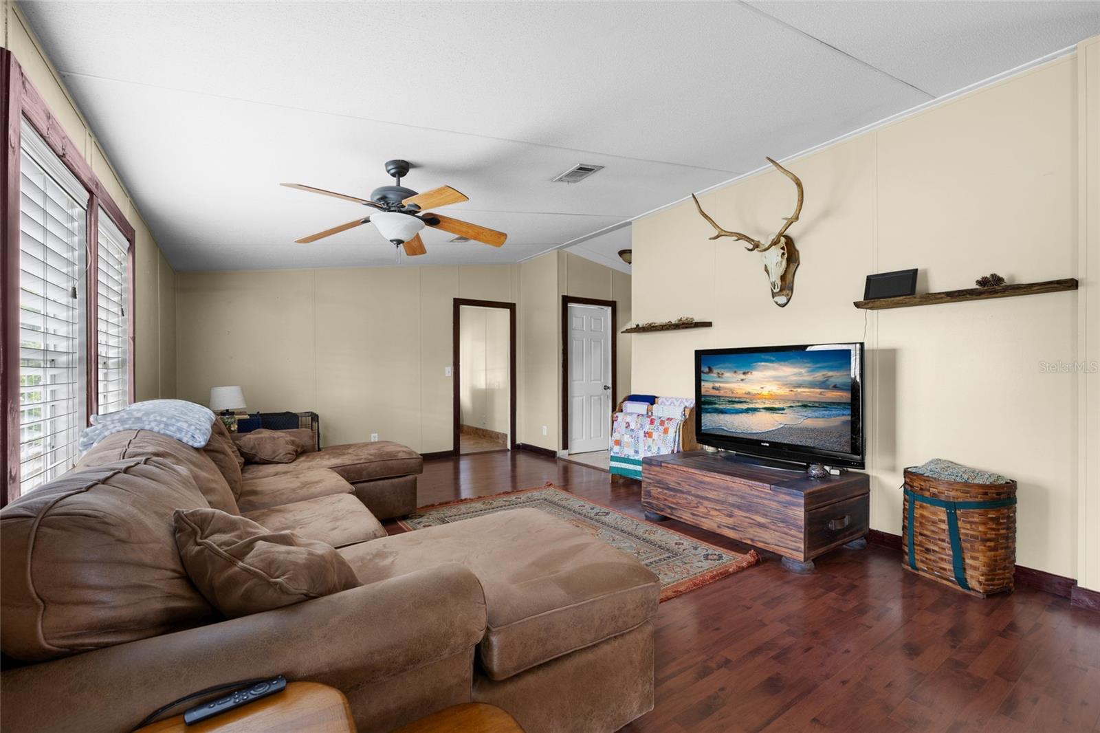 Image 10 of 39 For 25426 Cr 239