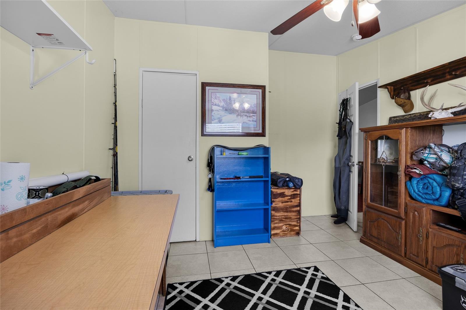 Image 12 of 39 For 25426 Cr 239