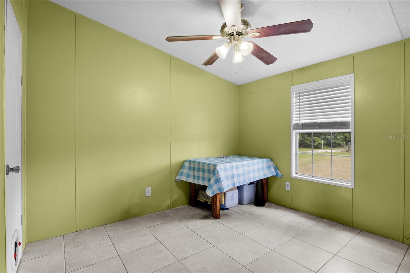 Image 15 of 39 For 25426 Cr 239