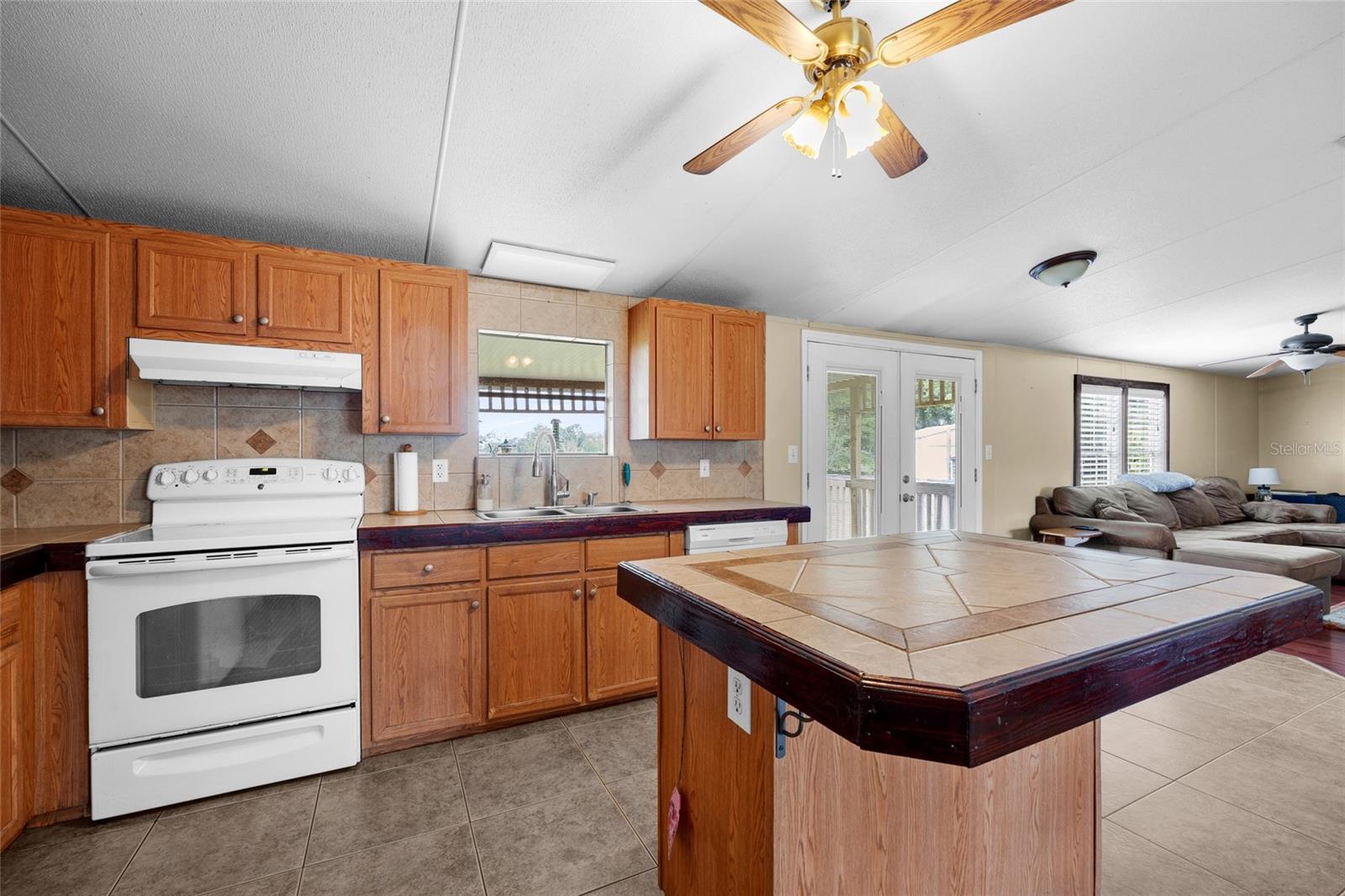 Image 5 of 39 For 25426 Cr 239