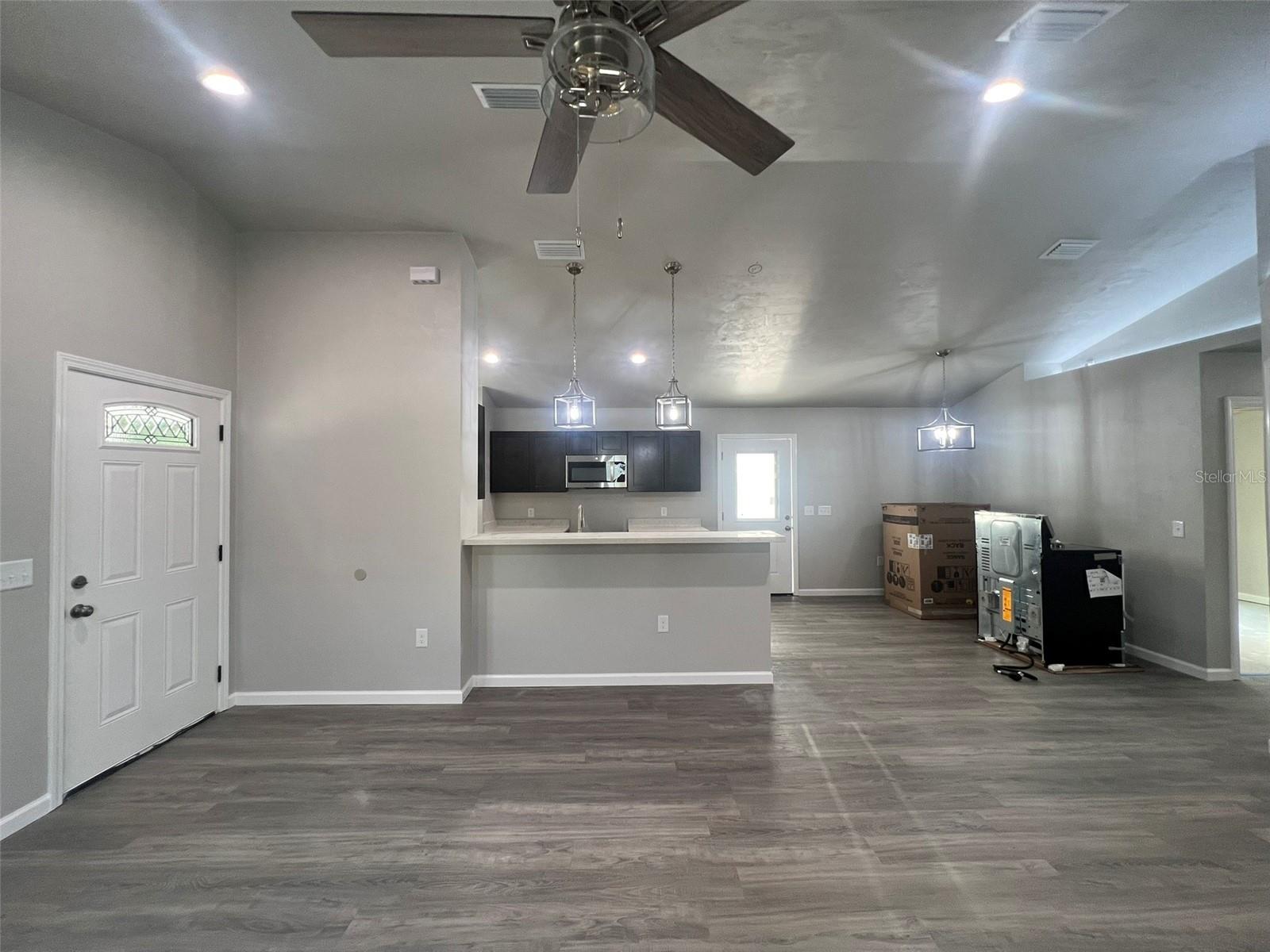 Image 4 of 16 For 23140 179th Place