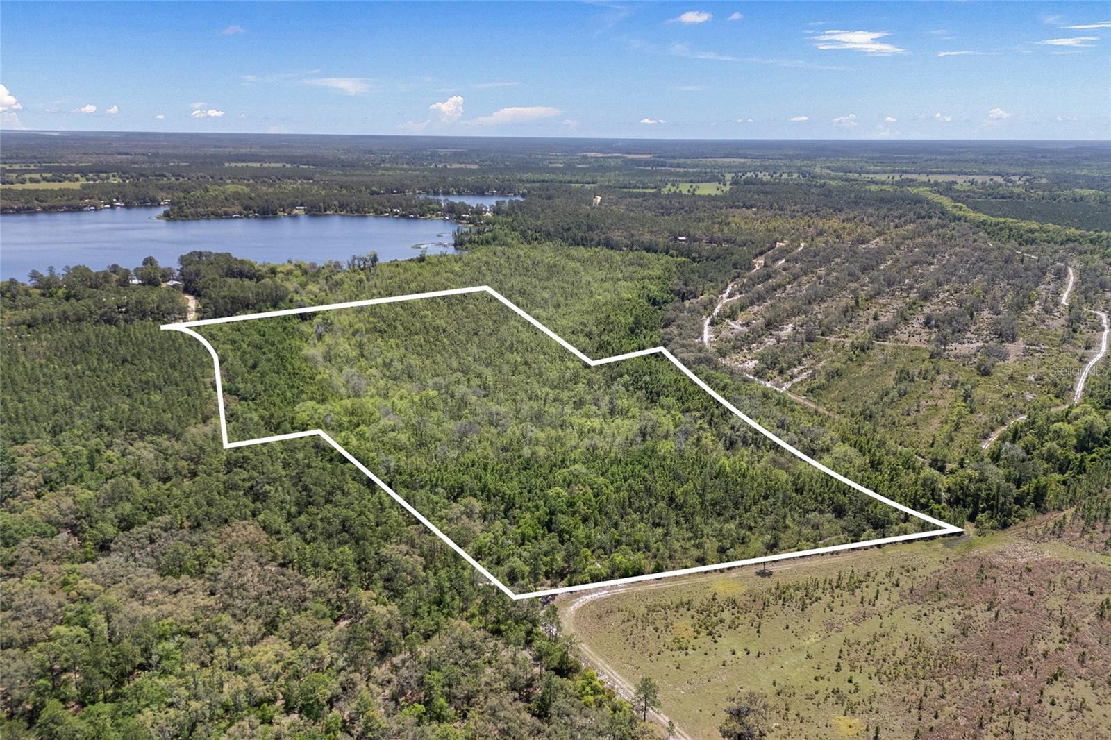Image 5 of 12 For Star Lake Court