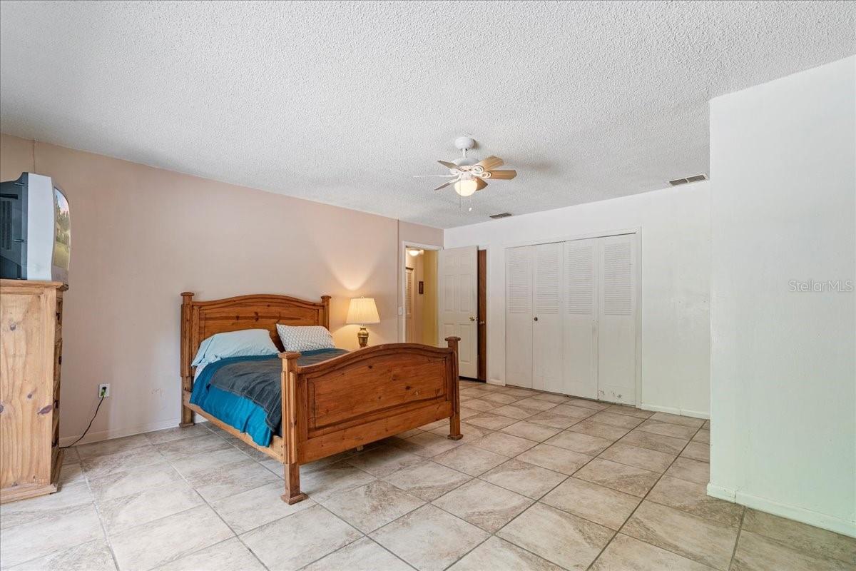 Image 25 of 52 For 16690 51st Street