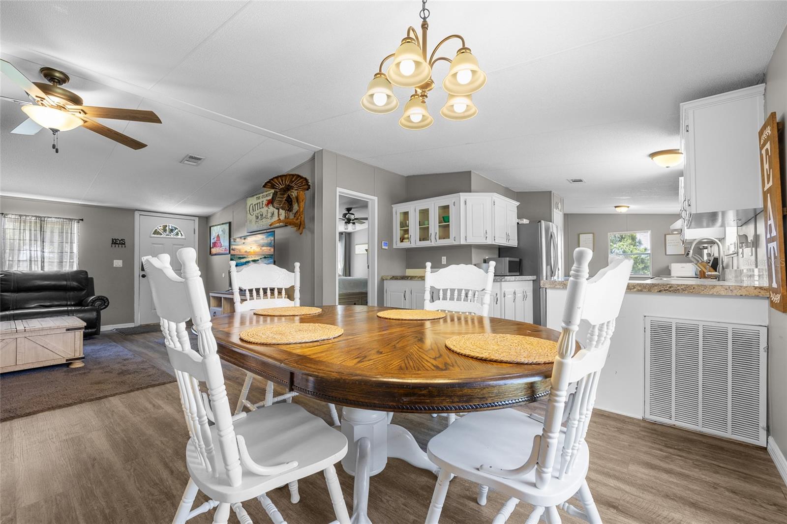 Image 10 of 40 For 25306 142nd Avenue