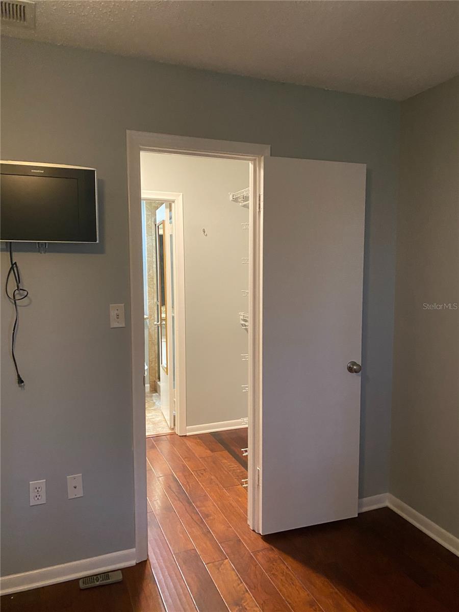 Image 9 of 29 For 2658 14th Drive
