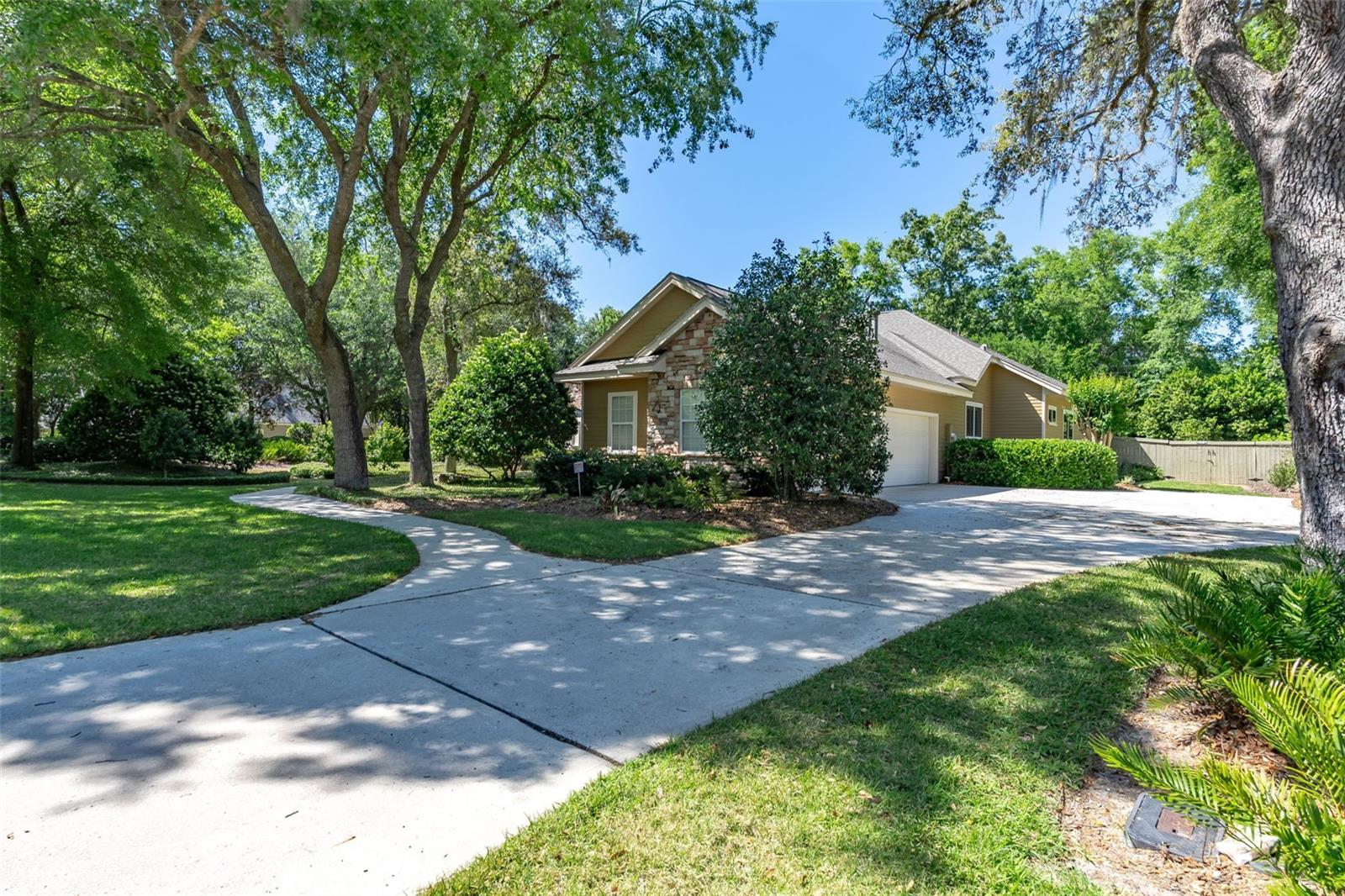 Image 3 of 39 For 10282 25th Place