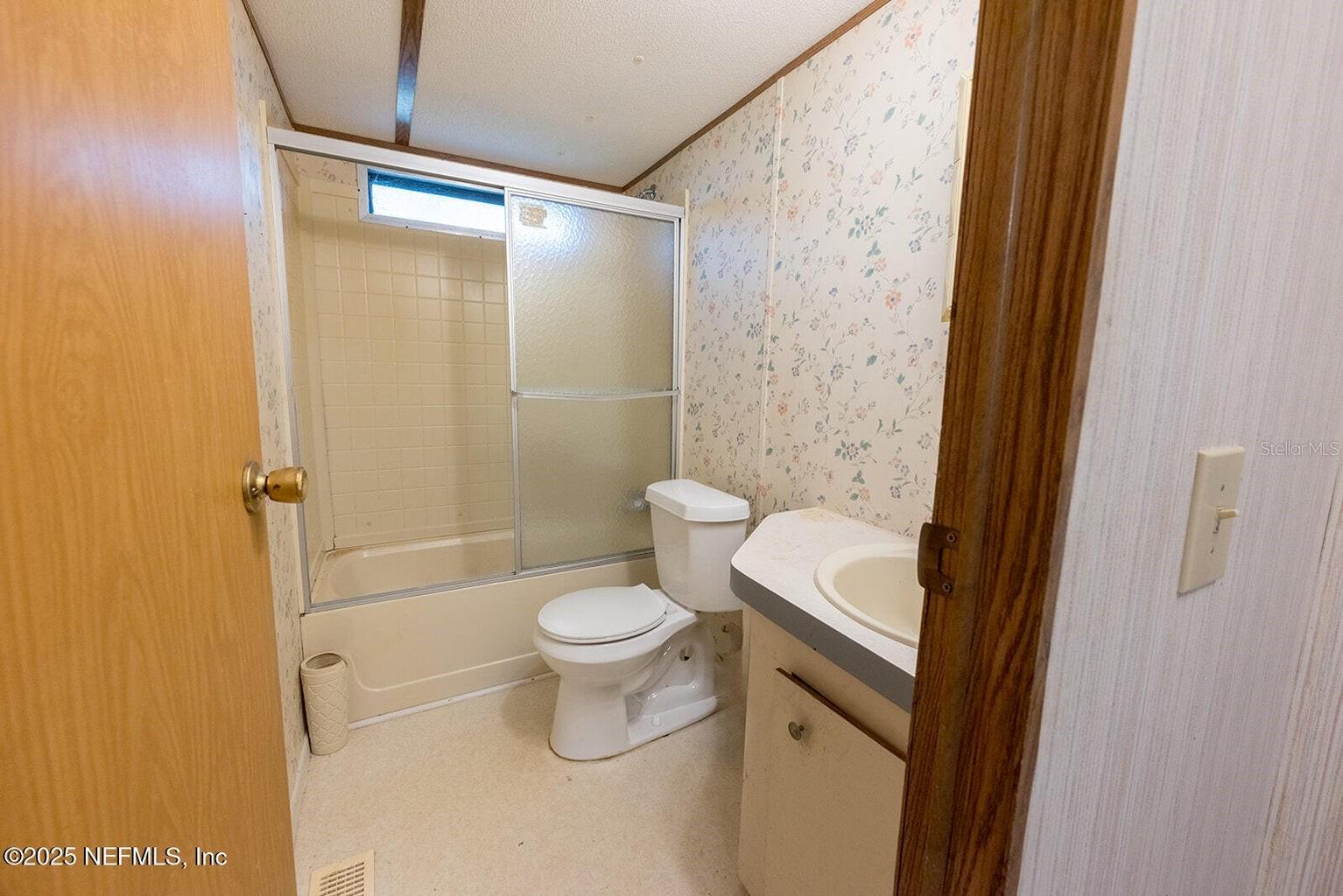 Image 18 of 34 For 6030 Blueberry Hill Road