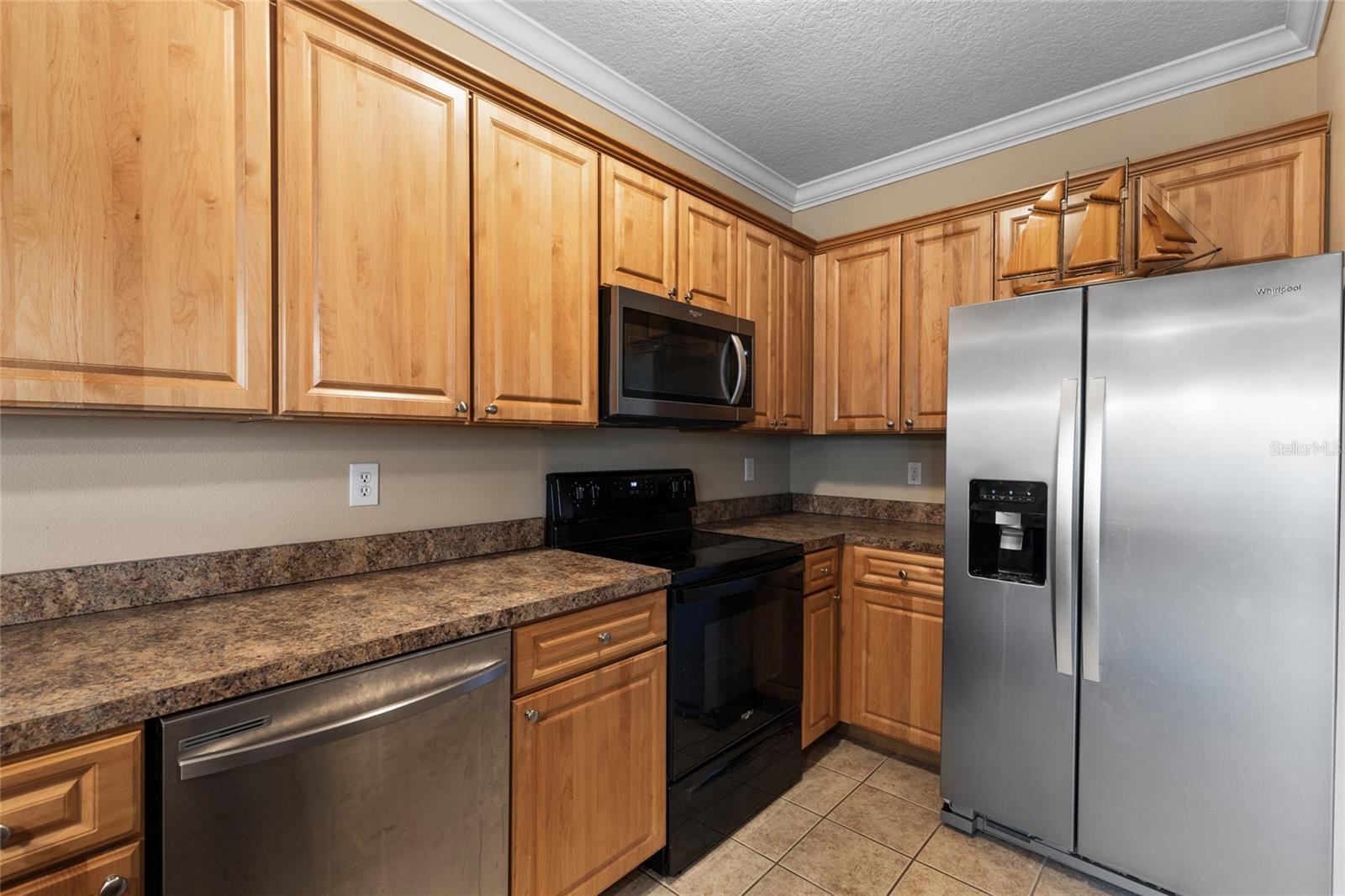 Image 6 of 20 For 1257 9th Road 306