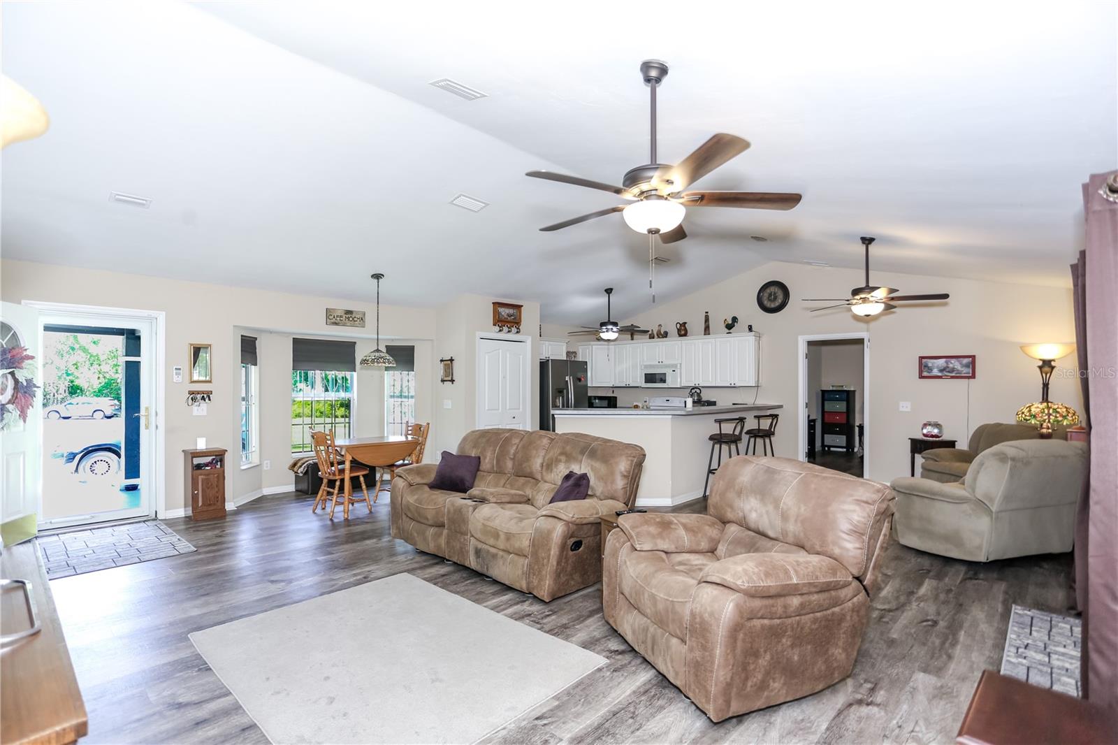 Image 5 of 47 For 6933 226th Drive