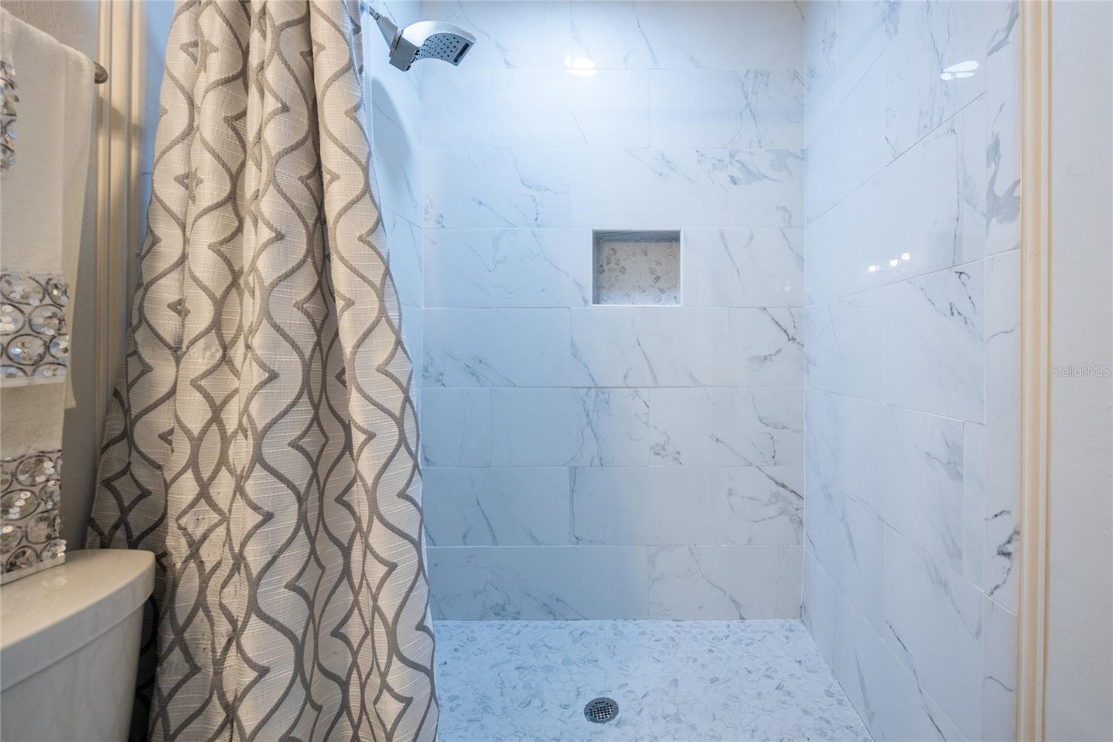 Image 41 of 51 For 945 82nd Terrace