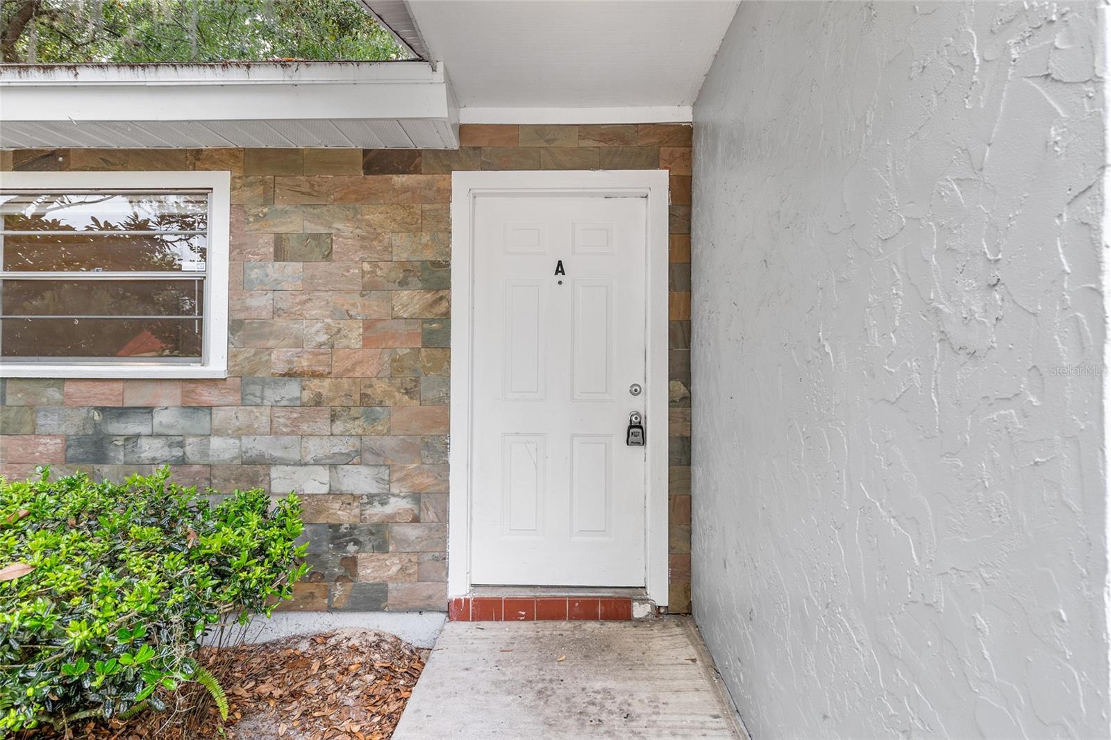 Image 16 of 37 For 1428 42nd Street A