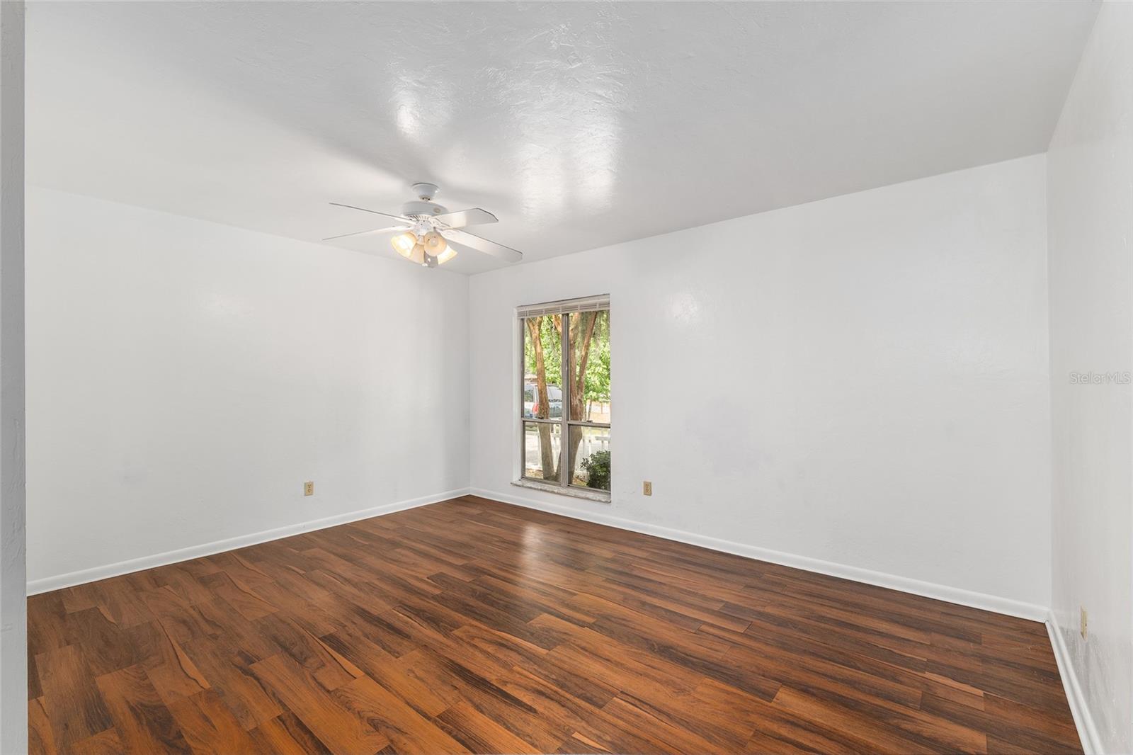 Image 9 of 37 For 1428 42nd Street A