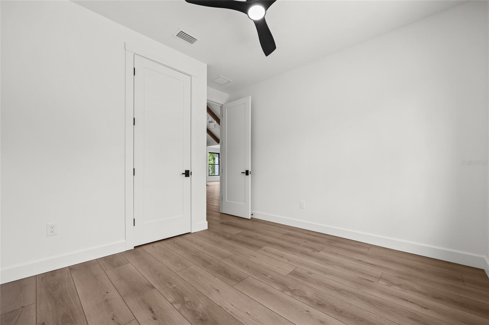 Image 33 of 46 For 264 Sylvi Drive