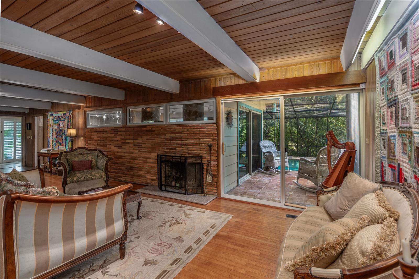 Image 18 of 72 For 2074 11th Road