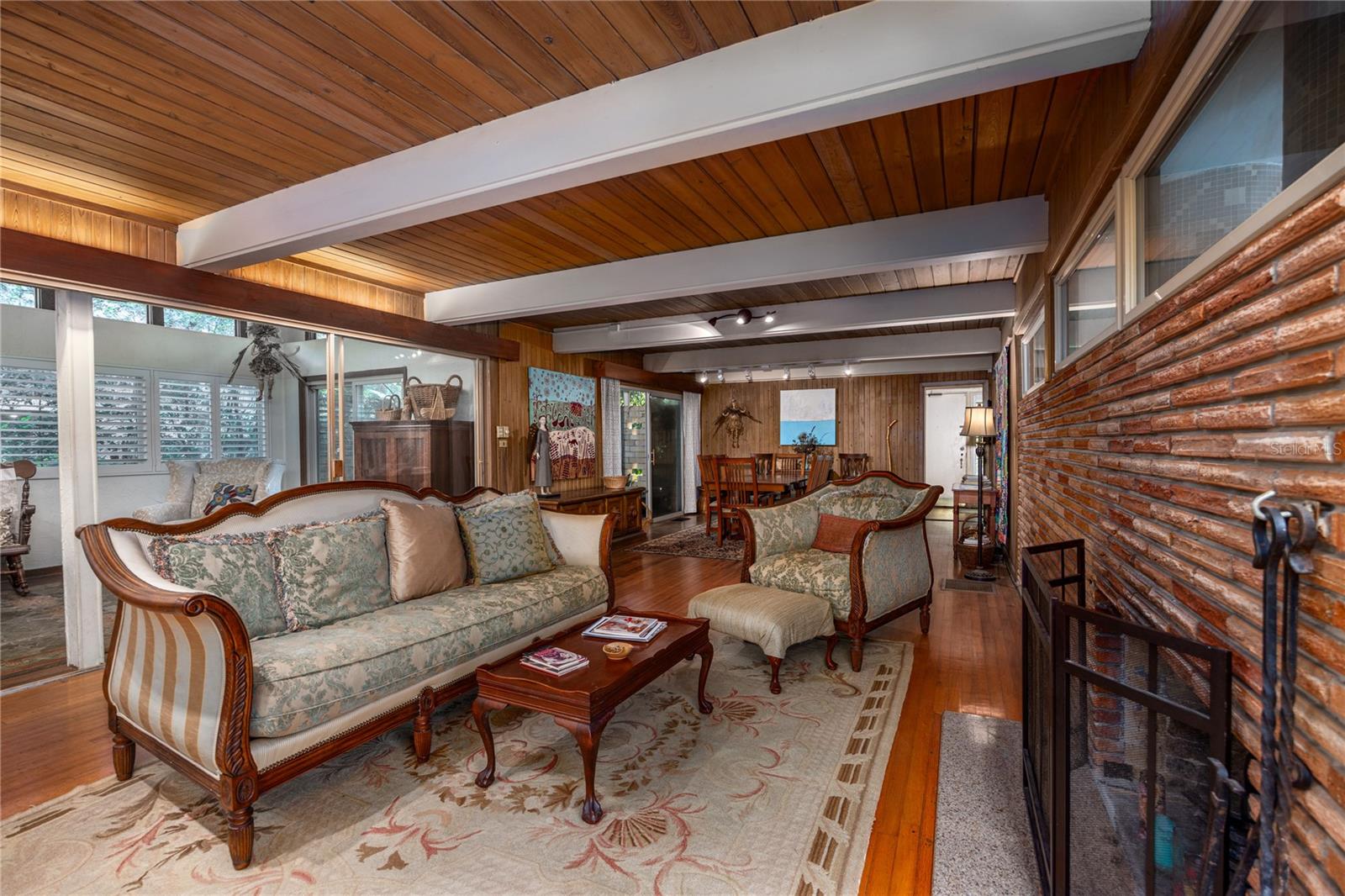 Image 2 of 72 For 2074 11th Road