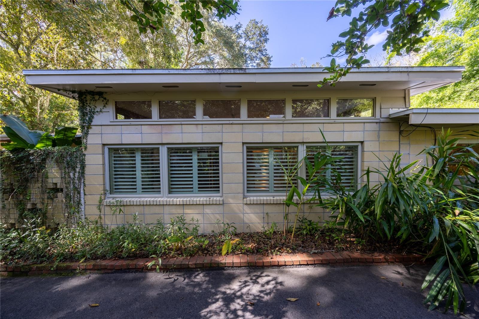 Image 59 of 72 For 2074 11th Road