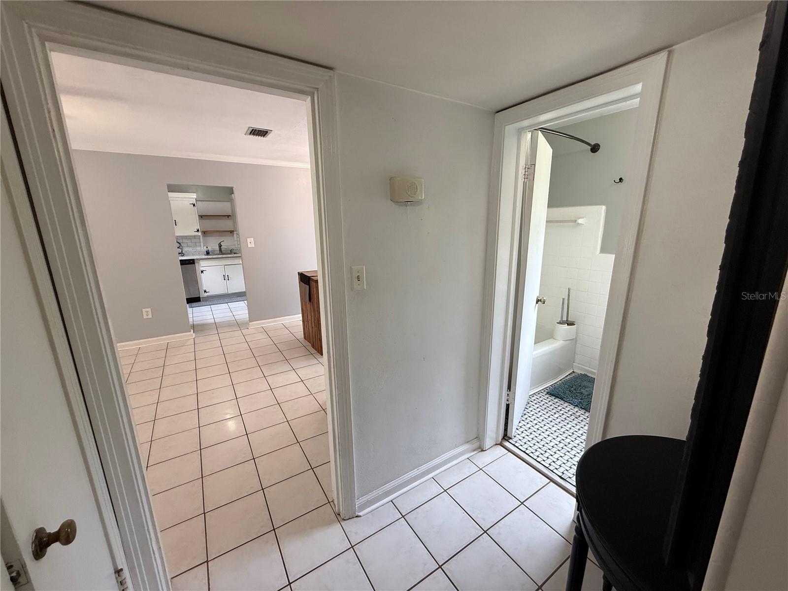 Image 10 of 19 For 313 34th Drive