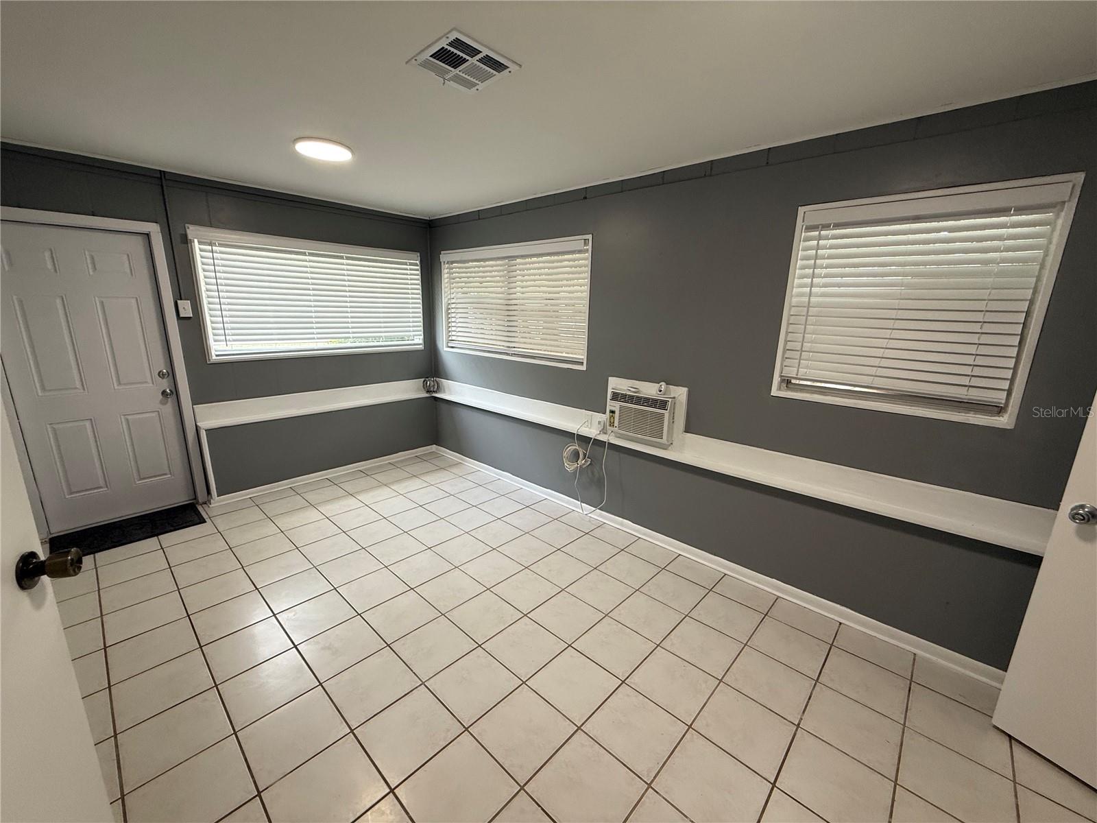 Image 14 of 19 For 313 34th Drive