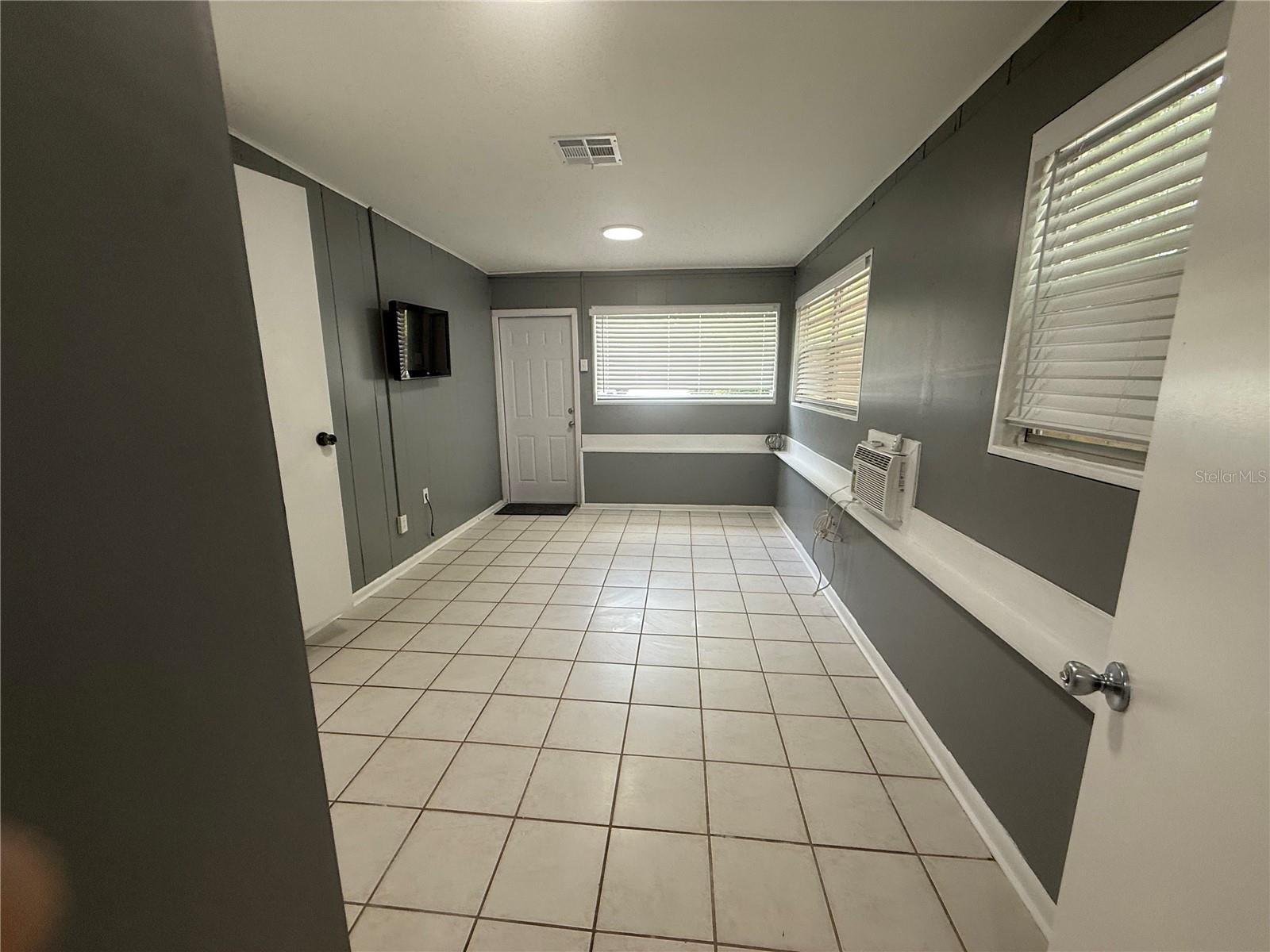 Image 15 of 19 For 313 34th Drive