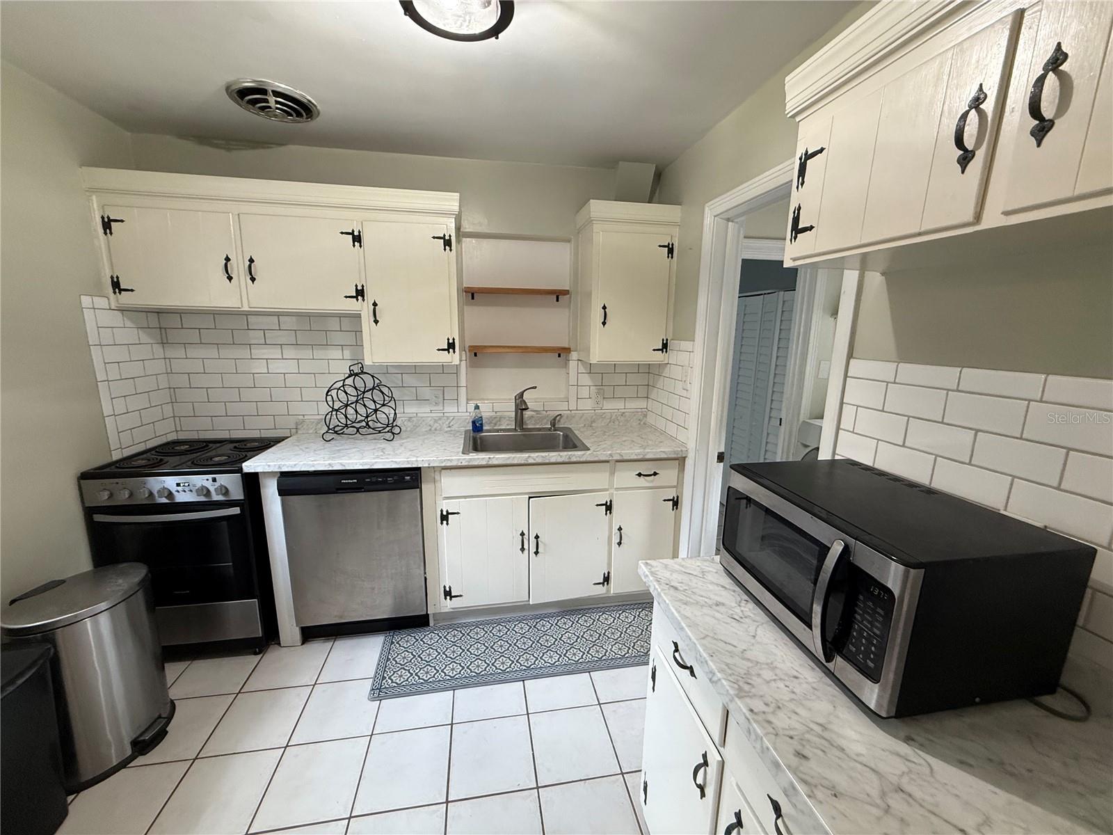 Image 2 of 19 For 313 34th Drive
