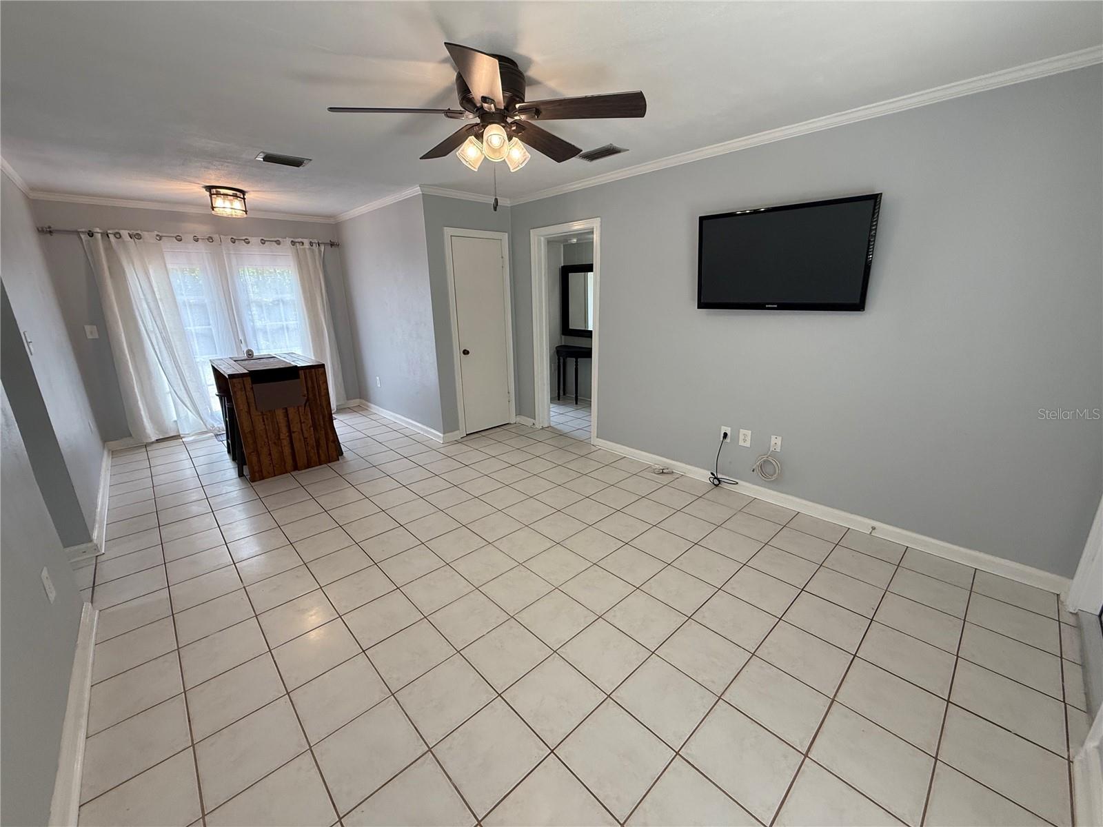 Image 4 of 19 For 313 34th Drive