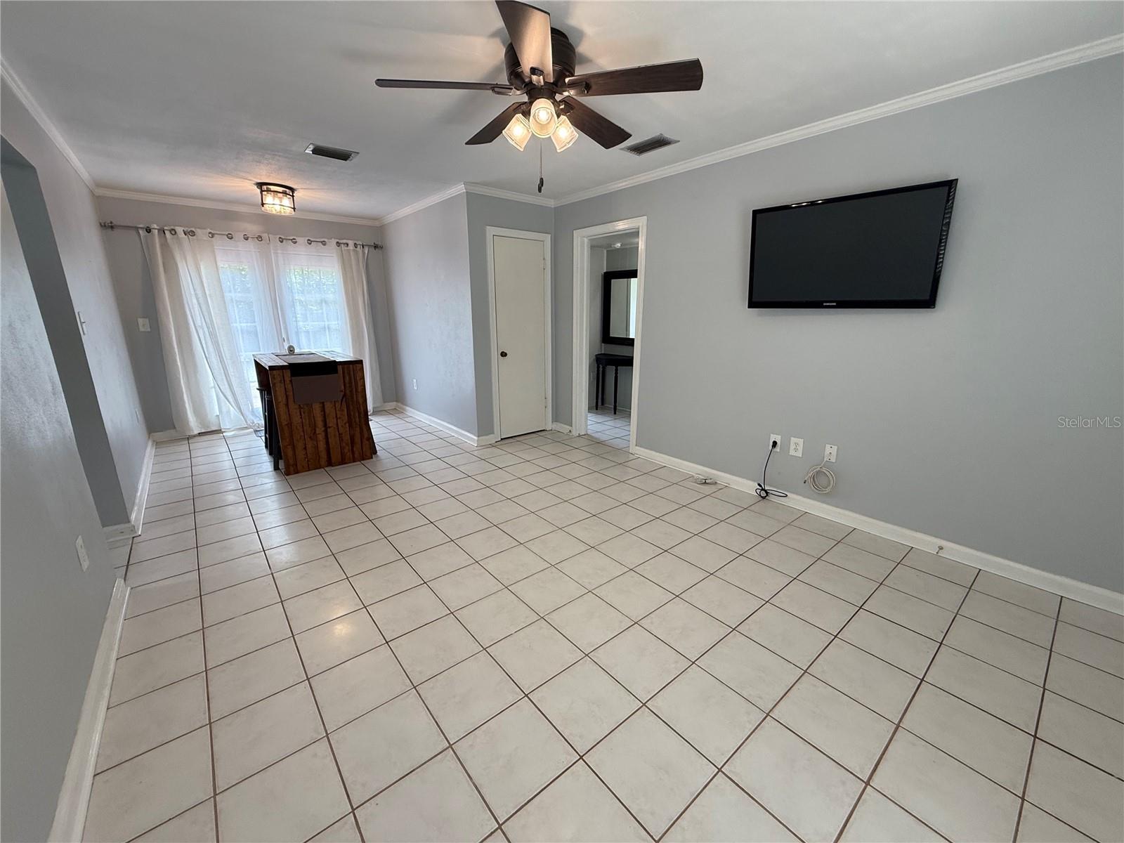 Image 5 of 19 For 313 34th Drive