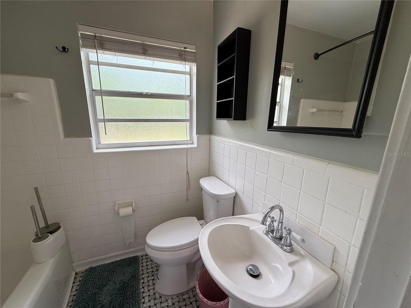Image 8 of 19 For 313 34th Drive