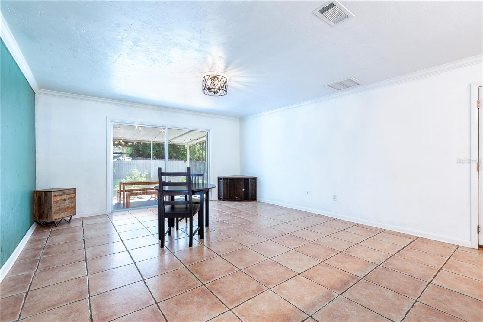 Image 12 of 30 For 2423 67th Terrace